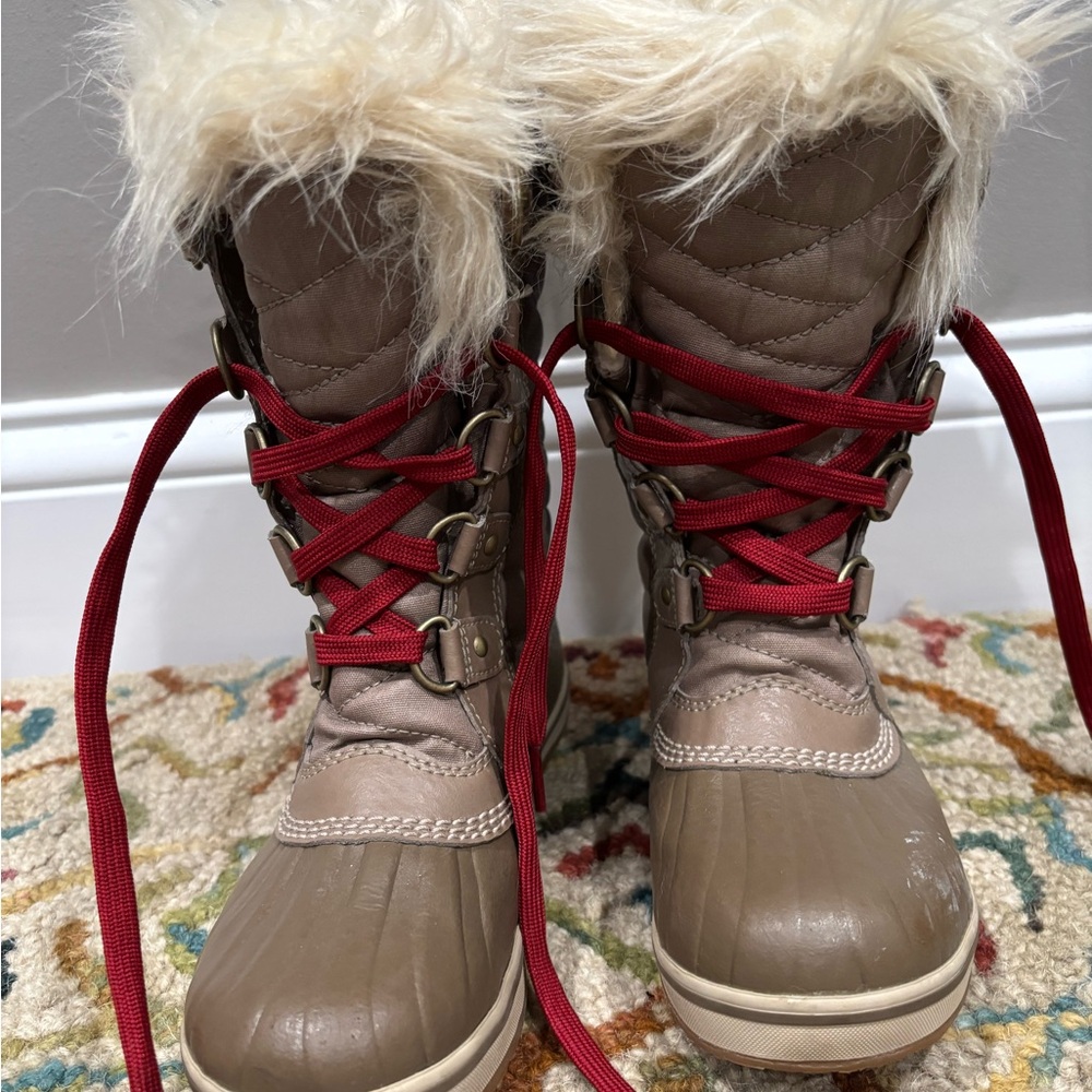 Sorel Brown and Cream Winter Boots with Waterproof Design